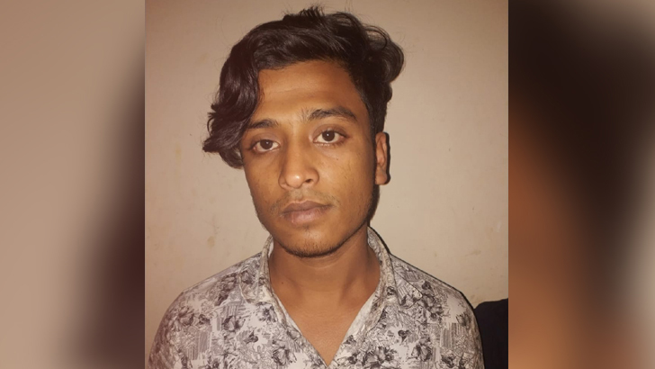 কক্সবাজারে পর্যটকের রগ কেটে দেয়া ছিনতাইকারী মুন্না বন্দুকযুদ্ধে নিহত