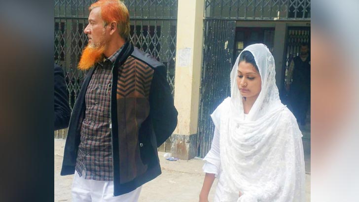 আলোচিত মিন্নির জামিন কেন বাতিল করা হবে না মর্মে শোকজ