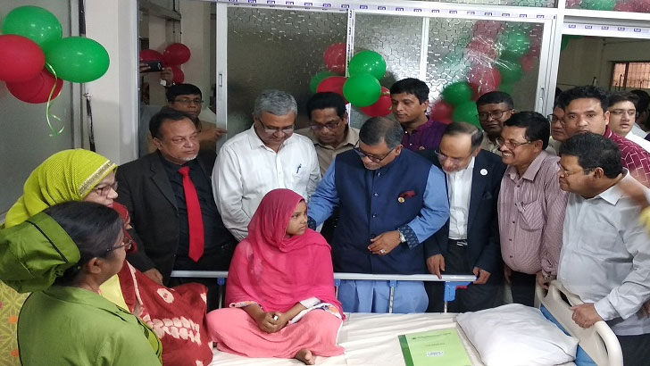 বিদেশফেরতরা কোয়ারেন্টাইনে না থাকলে জেল-জরিমানা: স্বাস্থ্যমন্ত্রী