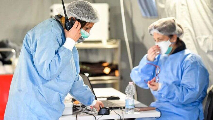 করোনা চিকিৎসায় নতুন পদ্ধতিতে আশার আলো দেখছেন চিকিৎসক