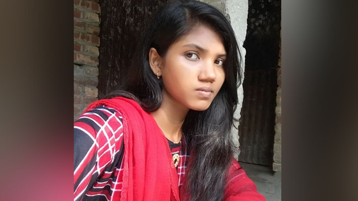 প্রেমের সম্পর্ক ফাঁস হওয়ায় কলেজছাত্রীর আত্মহত্যা!