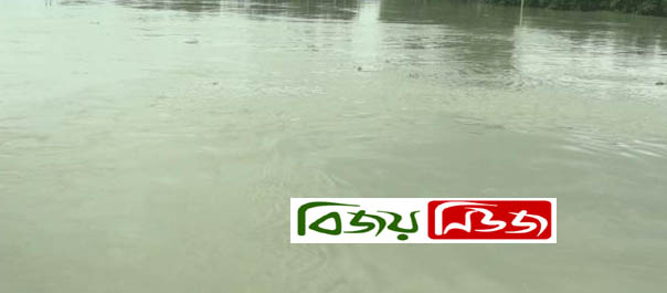 ধর্মপাশায় প্রধানমন্ত্রীর দেওয়া আশ্রয়ন প্রকল্পের কাজ বন্যার পানিতে ভাসছে