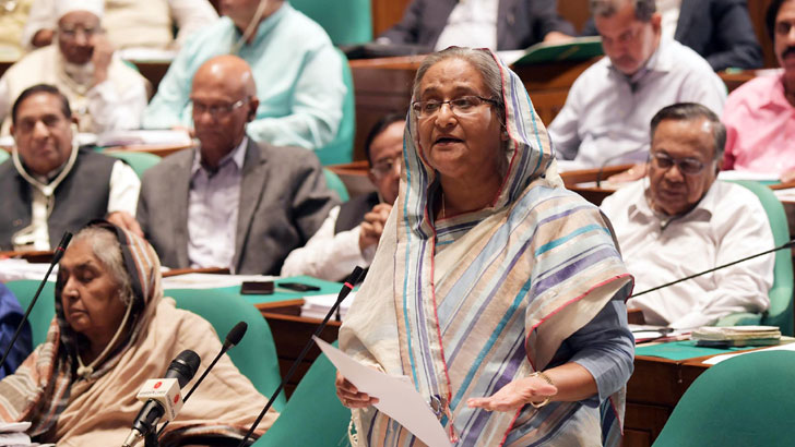 ঘুম থেকে উঠে জায়নামাজ খুঁজে নামাজ আদায় করি: প্রধানমন্ত্রী