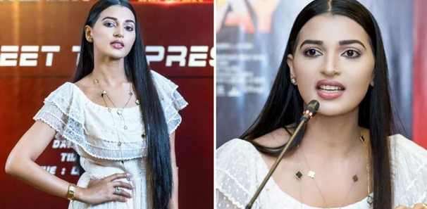 প্রধানমন্ত্রীকে দেখেই নেত্রী হয়ে উঠছেন বর্ষা