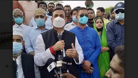 বরিশালের হিজলায় বঙ্গবন্ধুর জন্মশত উপলক্ষ্যে মেঘনায় নৌকা বাইচ