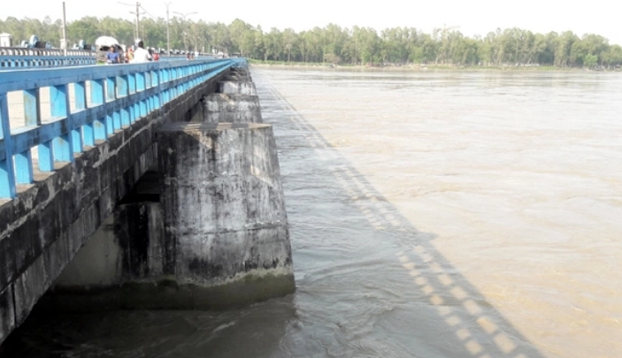 দ্রুত বাড়তে পারে ৬ নদীর পানি