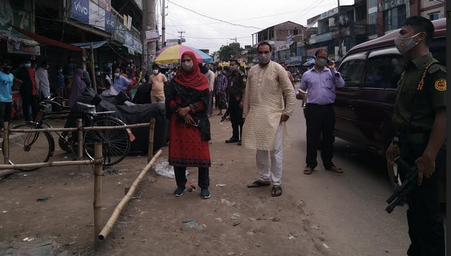 মধুপুরে লকডাউন মেনে চলার উপজেলা প্রশাসনের কঠোর নির্দেশ