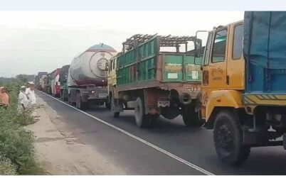 ঢাকাসহ মহাসড়কে তীব্র যানজট,ভোগান্তিতে ঘরমুখো মানুষ