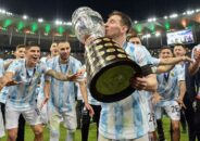 অবশেষে মেসির হাতে উঠলো শিরোপা