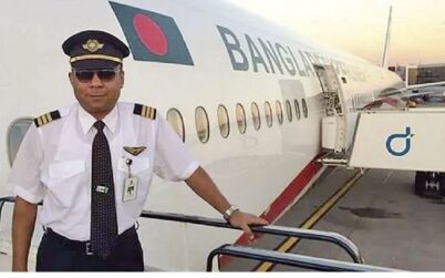 বিমানের পাইলট ক্যাপ্টেন নওশাদ মারা গেছেন