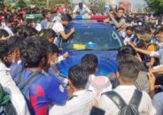 লাইসেন্সের মেয়াদ না থাকায় পুলিশ সদস্যকে ৫ হাজার টাকা জরিমানা
