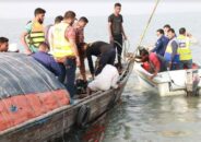 চরমোনাই মাহফিলগামী ট্রলারডুবি, ৩ মুসল্লির লাশ উদ্ধার