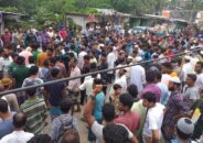 হিজলায় ব্যবসা প্রতিষ্ঠানে  হামলা : প্রতিবাদে বিক্ষোভ