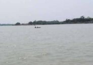 মেহেন্দিগঞ্জে ট্রলারডুবি,মা-মেয়ের লাশ উদ্ধার,নিখোঁজ ৩
