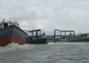 হিজলার মেঘনায় বেপরোয়া বালি উত্তোলন, কোটি কোটি টাকার রাজস্ব হারাচ্ছে সরকার