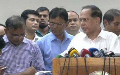 ‘এ প্রশ্নের জবাব আমি দেব না’, কেন বললেন সিইসি