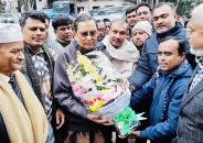 বরিশাল ২ আসনের নবনির্বাচিত সংসদ সদস্য রাশেদ খাঁন মেননকে ফুল দিয়ে বরণ করেন উজিরপুর সাংবাদিক ইউনিয়ন