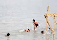 দেশের তাপমাত্রা ৪০ ডিগ্রি পর্যন্ত উঠতে পারে