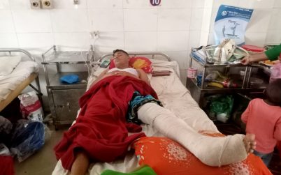 মুলাদীতে শ্রমিক দল নেতা নজরুলকে হাতুড়ি পেটা করেছে প্রতিপক্ষ