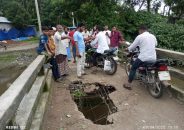 চট্টগ্রাম জেলার সন্দ্বীপ পৌরসভায় তেগবাজ ব্রিজ ভেঙে যান চলাচলে বিঘ্ন