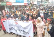 শেবামেকের সামনে ফের উত্তেজনা  *ইট-পাটকেল নিক্ষেপ : ধাওয়া-পাল্টা ধাওয়া