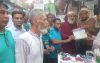 বরিশাল বিএনপির ৩১ দফার কর্মসূচির লিফলেট বিতরণ করে মহানগর কৃষক দল 