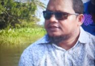 এলজিইডি’র বরিশাল সদর উপজেলার আওয়ামী পন্থী জিয়াউল হক সাত মাস পূর্বে বদলি হলেও প্রধান কার্যালয়ের আদেশকে বৃদ্ধাঙ্গুলি দেখিয়ে পূর্বের কর্মস্থলে স্বপদে বহাল