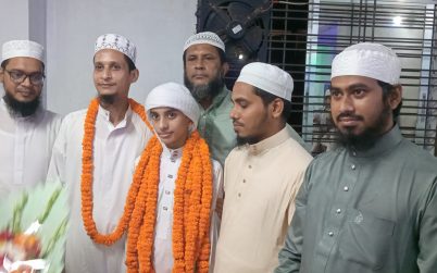বরিশালে ৭৩ দিনে কোরআনের হাফেজ হলেন শিশু  মুসাইন