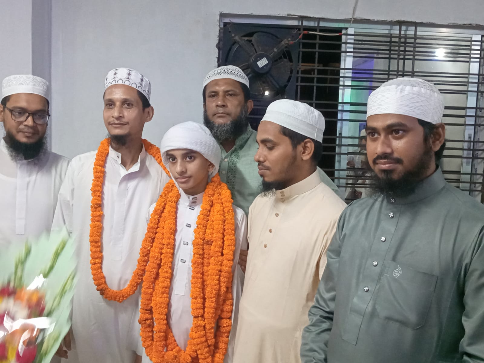 বরিশালে ৭৩ দিনে কোরআনের হাফেজ হলেন শিশু  মুসাইন