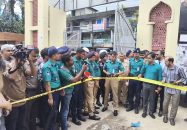 আতঙ্ক বরিশাল আদালত চত্বর ককটেল বিস্ফোরণ,