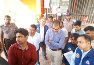 বরিশালের ফিলিং স্টেশনে অভিযান, ওজনে কম দেওয়ায় ২৫ হাজার টাকা জরিমানা