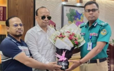 বরিশাল পুলিশ কমিশনারের সঙ্গে সাংবাদিক নেতৃবৃন্দের সৌজন্য সাক্ষাৎ