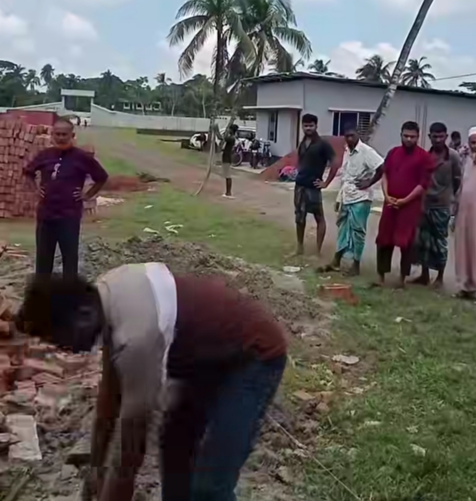 বরিশালে খালেদা জিয়ার নামে প্রস্তাবিত বিশ্ববিদ্যালয়ের জমি  দখলের অভিযোগ