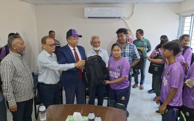 বরিশাল বিভাগীয় নারী ক্রিকেট দলের প্রশিক্ষণ ক্যাম্প উদ্বোধন ও জার্সি বিতরণ